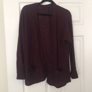Maroon sweater